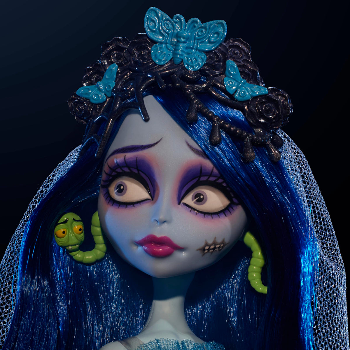 Corpse Bride Emily Doll in Spiderweb Wedding Dress with Accessories T941
